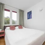 아파트 Atenska Modern Praga By Renters *