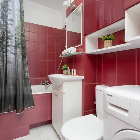 Atenska Modern Praga By Renters شقة