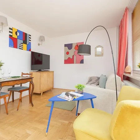 Atenska Modern Praga By Renters דירה *