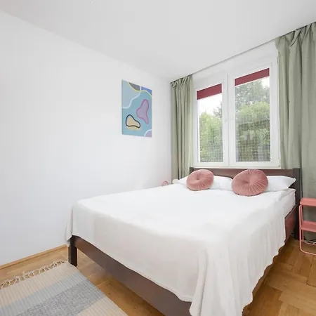 Atenska Modern Praga By Renters